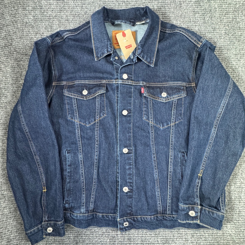NWT Levis Mens XL Denim Trucker Jacket Blue Standard Fit Jean Jacket $89.50